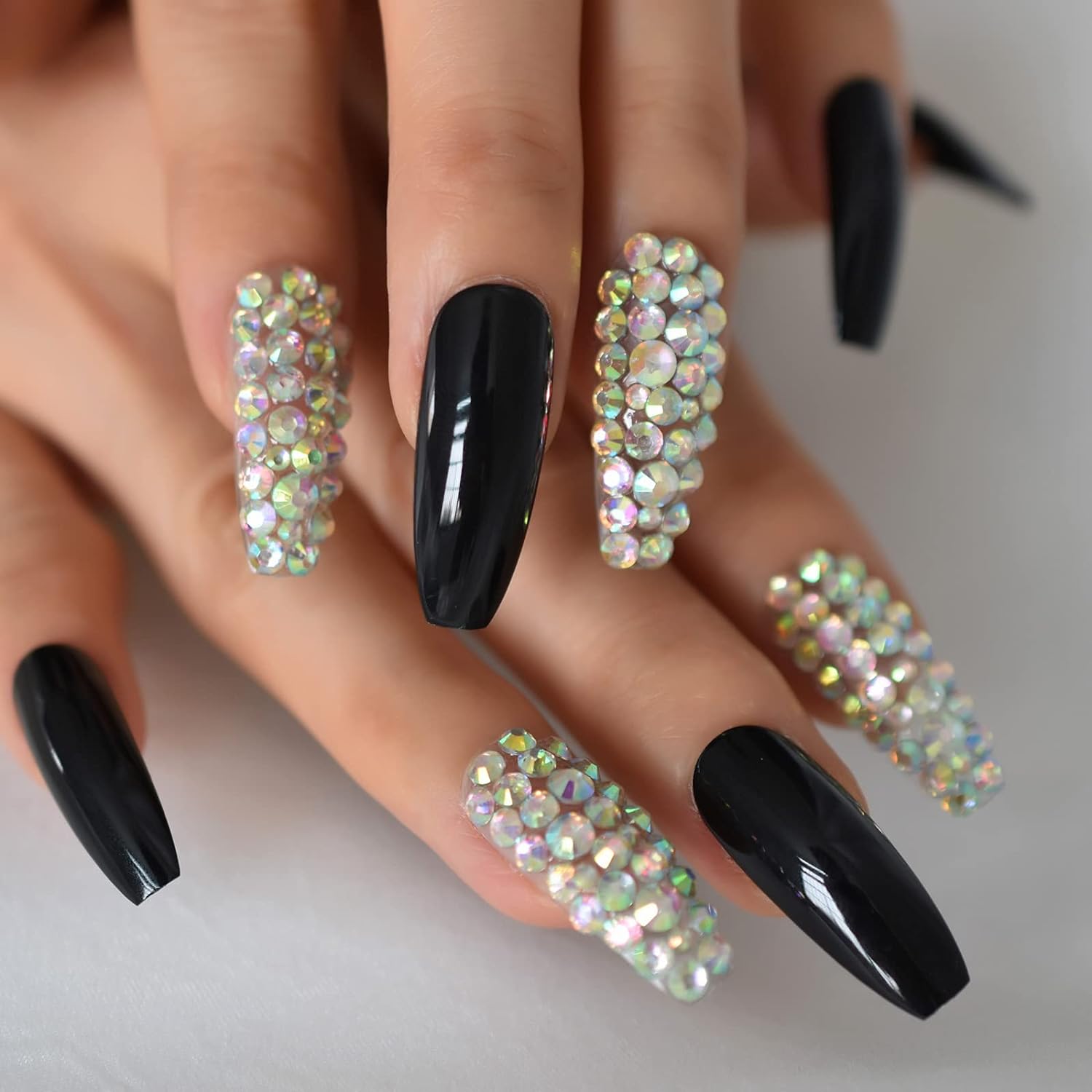 Luxury Black Nails with Sparkle Night Magic